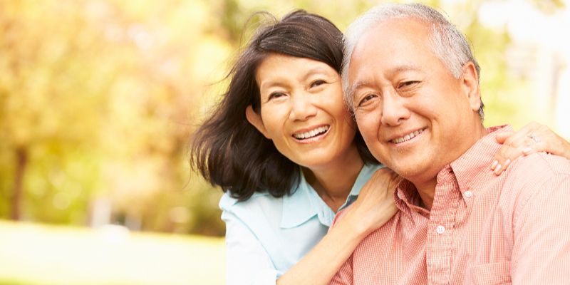 asian couple outside landscape (1)